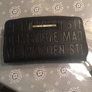 Steve Madden wallet